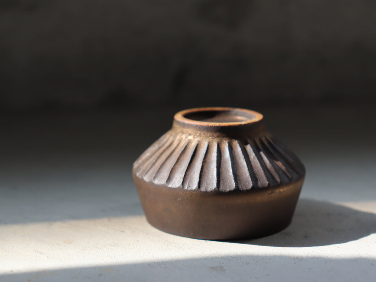 Emui: Handmade Bronzed Guinomi Cup
