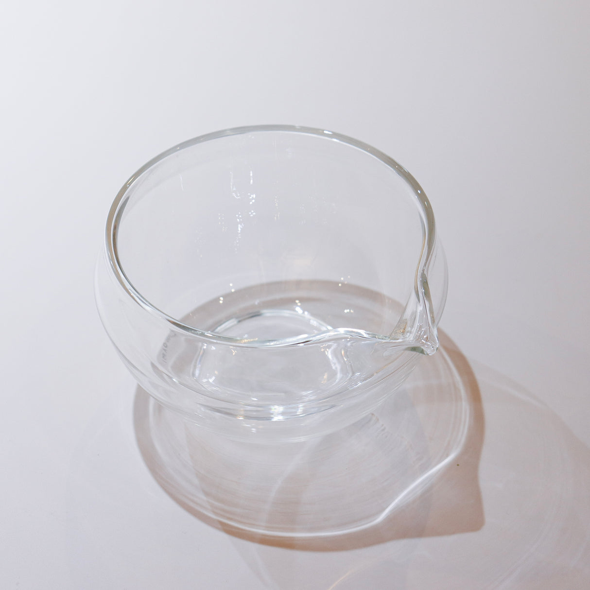 Origami - Glass Katakuchi Matcha Bowl with Pouring Lip yunomi.life