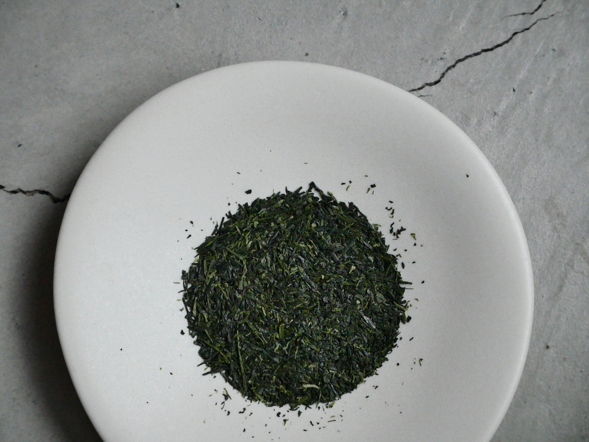 #0130.K2 山根園:鹿児島県頴娃村産ファーストフラッシュゆたか緑深蒸し茶 揖宿頴娃