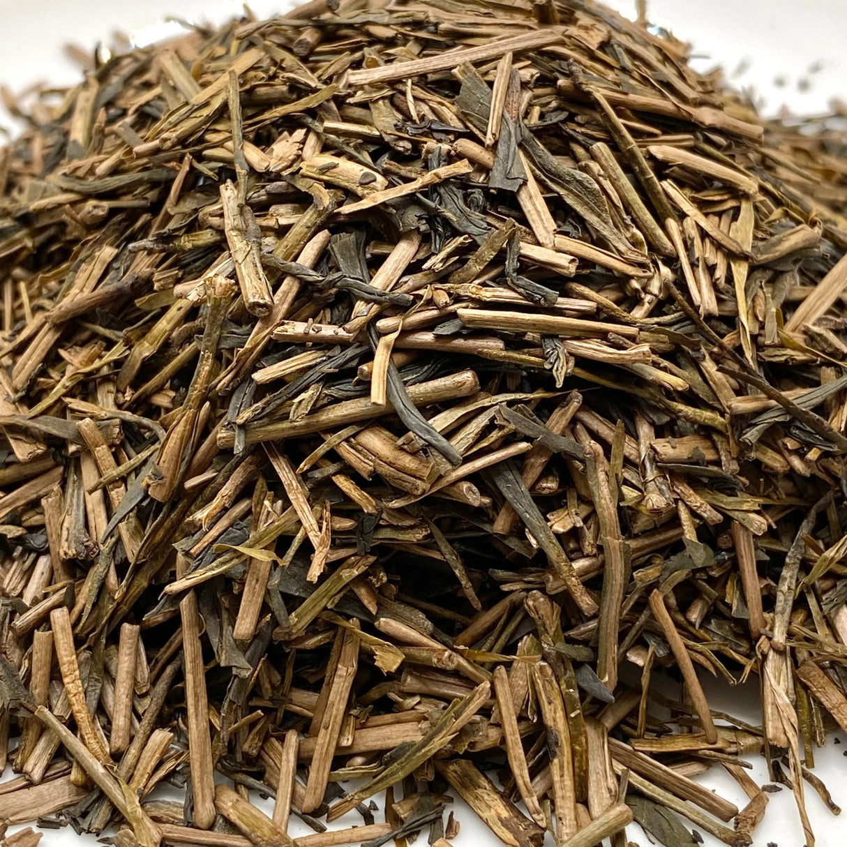 Azuma Tea Garden: Roasted Green Tea Stems, Kukihojicha - Yunomi.life