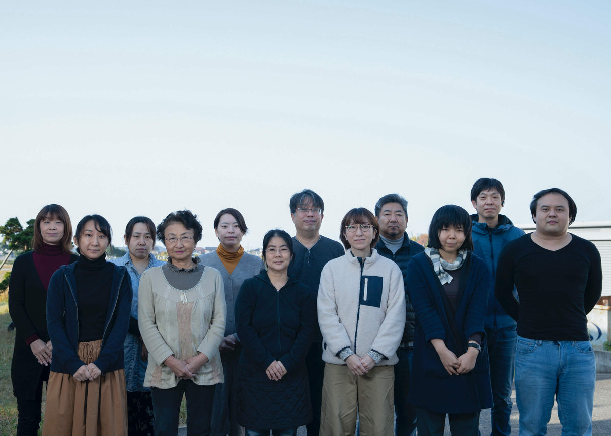 Kutaniyaki Kutsurogi -teesetti - Vihreä tausta Marumon-kuviolla