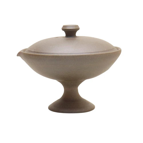 Tsuzuki Yutaka: Kukkaterälehdet, Tokoname Raised Shiboridashi Kyusu Tea Pot (60 ml) & Cup (30 ml) Ruskea, 高台絞り出し急須 花びら