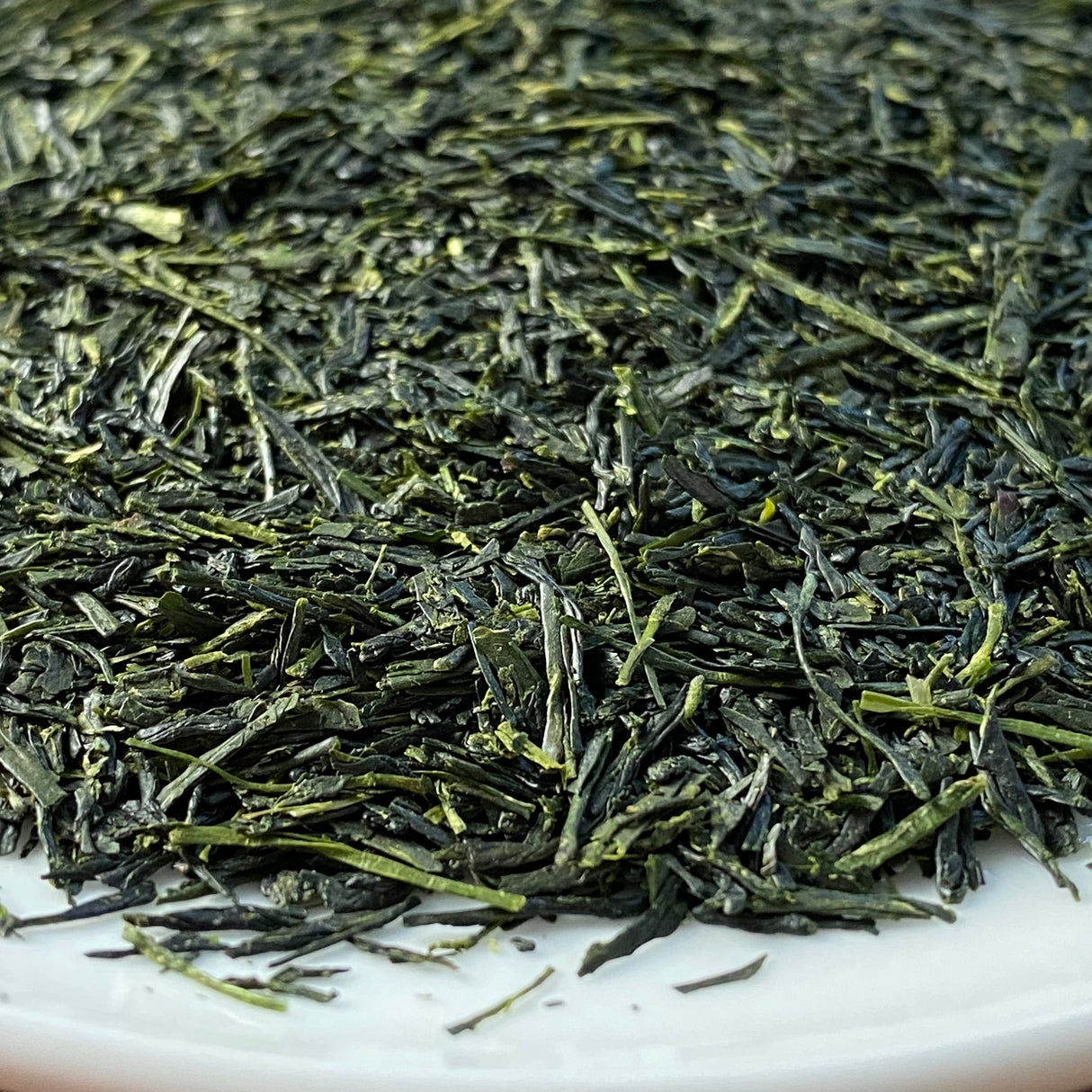 Sueyoshi Tea Atelier #002: 2024 "Furusato no Hana" Okumidori Fukamushi Kabusecha Kagoshimasta 末吉銘茶 郷里の華 奥みどり