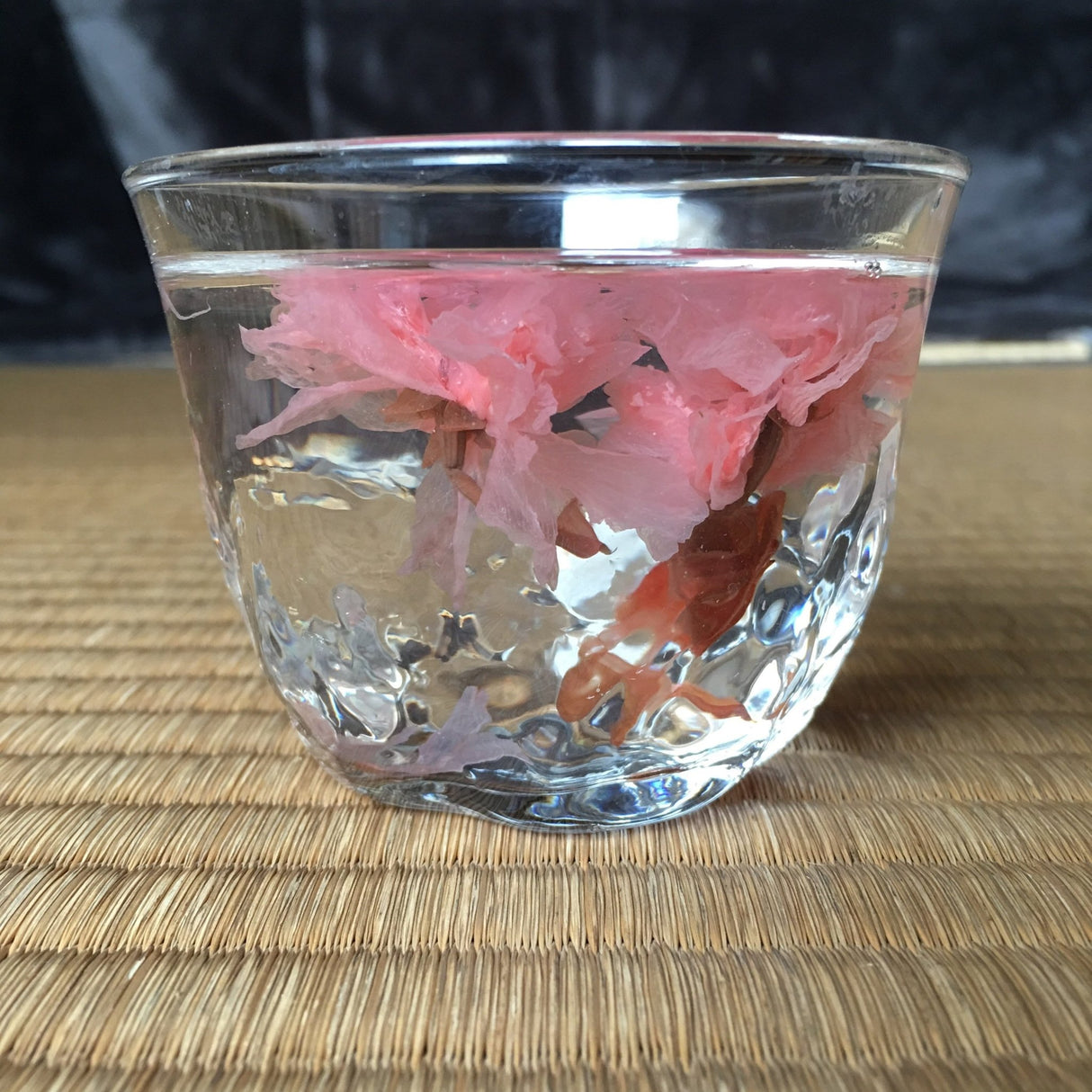 Obubu Tea: Sakura Flowers Herbal Tea - Yunomi.life