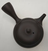 Takasuke Kiln (Y118): Tokoname mini kyusu, black 100 ml 高資陶苑