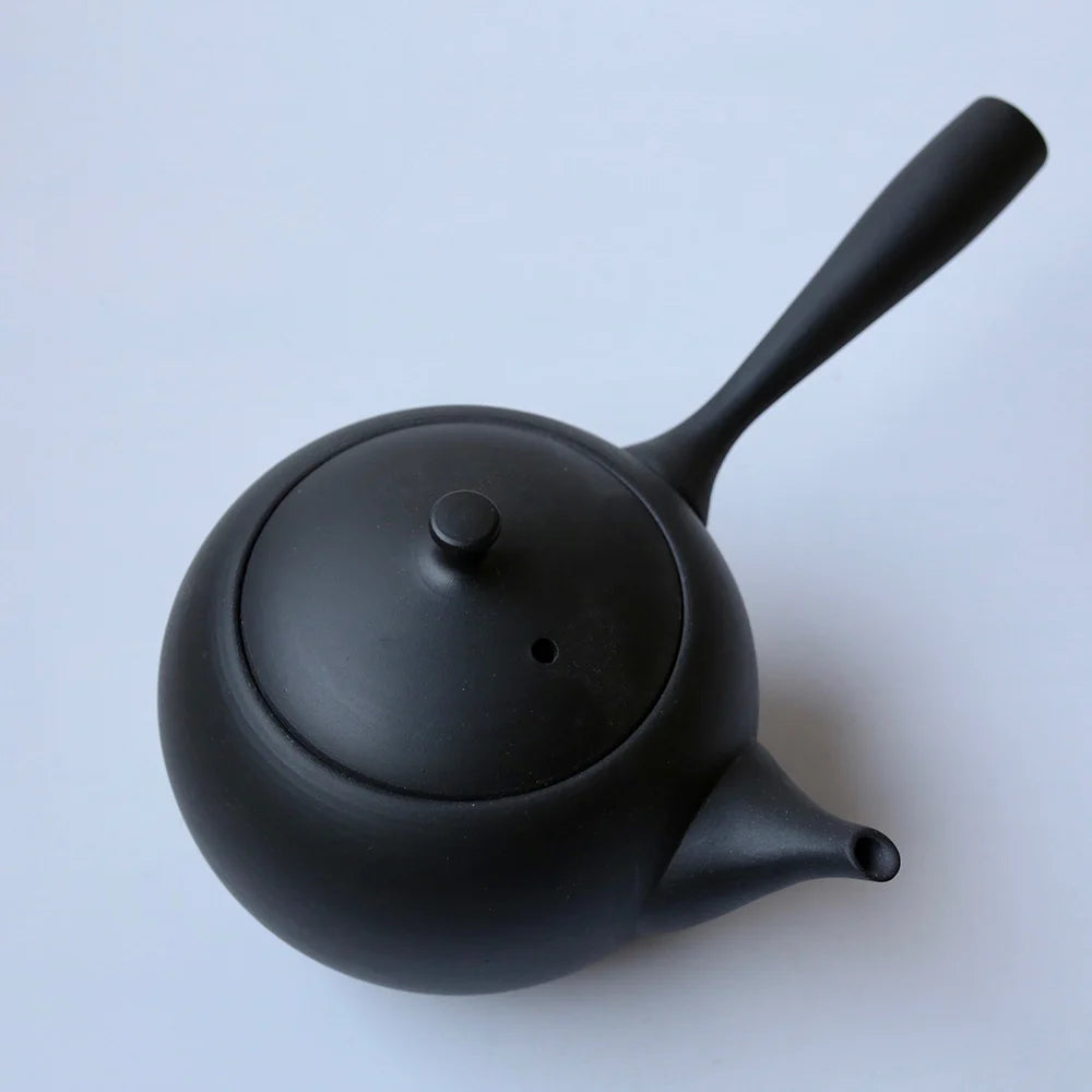 Jinsui Kiln: TOKI maru - SUMIKURO, Round Tokoname Kyusu Tea Pot (290ml, Black)