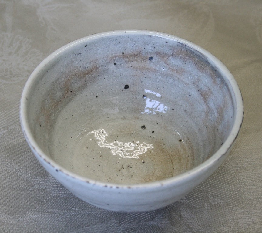 Yamaki Ikai Y1548: Ishidou Kiln Tokoname White Kohiki Matcha Bowl 石堂粉引抹茶碗