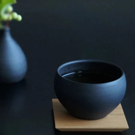 SALIU - Musta Tokoname Yunomi Tea Cup -RYO- 湯呑み 凌