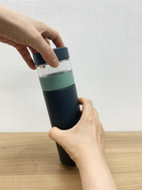 Lalaluctus ティーボトル - ステンレススチール製タンブラー（ティーストレーナー付き） - ダークグレー - 400 ml