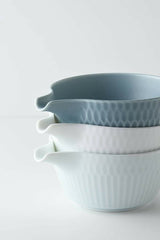 Oda Pottery: Sazanami Design posliinimukikuppi (sininen) 小田陶器さざなみマグカップ（ブルー）