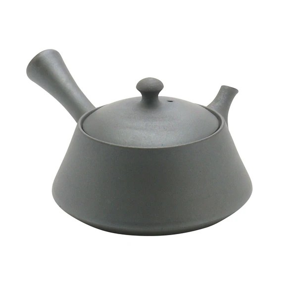 Fujita Tokuta Y338 (Limited): Volcano Black Triangle - Tokoname Kyusu with Ceramic Mesh Strainer (230 ml)