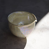 Kiwakoto Suikaen Matcha Pouring Bowl Pearl パール片口抹茶碗