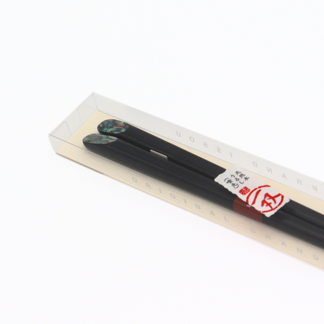 Ishida: "Yumemizuki" Raden Wakasa Lacquered Chopsticks yunomi.life 3