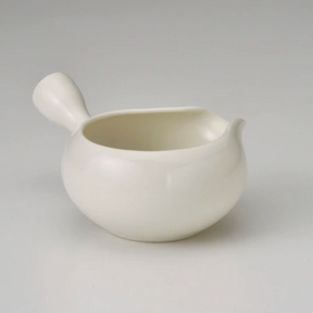 Mino Ware White Ceramic Yu-Samashi (tea water cooler) – Shokoen / 美濃焼　【晶光園】湯冷し yunomi.life