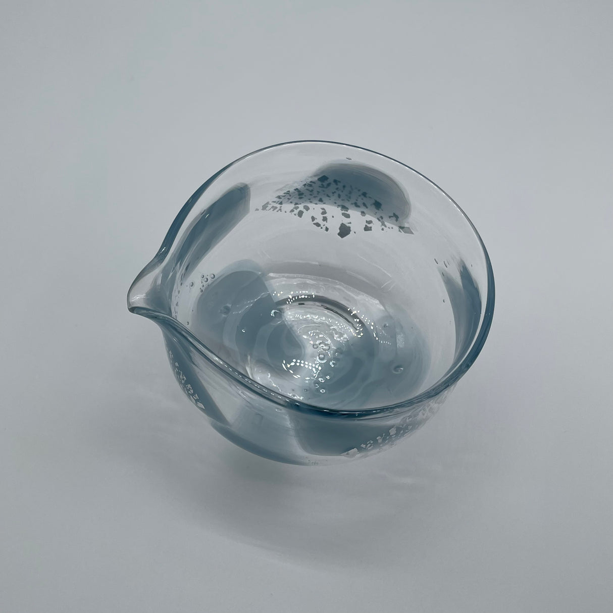 Suikaen: Crystal Series (Katakuchi Chawan Glass Matcha Bowl with Spout ) UMI yunomi.life 4