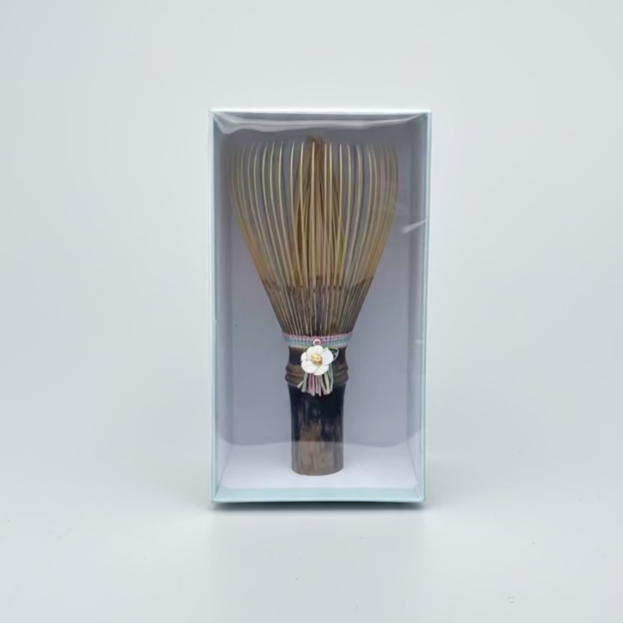 Suikaen_Tanimura_Yasuburo_Chasen_Matcha_Whisk_Niji_Tsubaki_yunomi.life