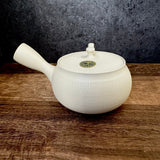 Yamaki ikai (Tousen): Tokoname White Kyusu Tea Pot 常滑 陶仙ホワイト急須