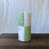 Okumura Seikan: Tea Can, Washi Paper - Gold leaf spring green　讃香　若葉