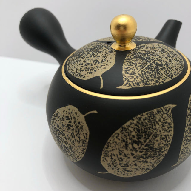 Isobe Ceramics mi124: Tokoname Kyusu Shouhou 200 ml 金彩木の葉 - Yunomi.life