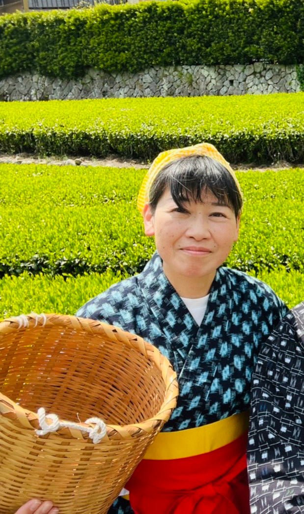 Kiyosawa Tea Gardens: Shizuoka Spring Kukihojicha Roasted Green Tea Leaf Stems by Farmer Kajiyama Yukako - Yunomi.life