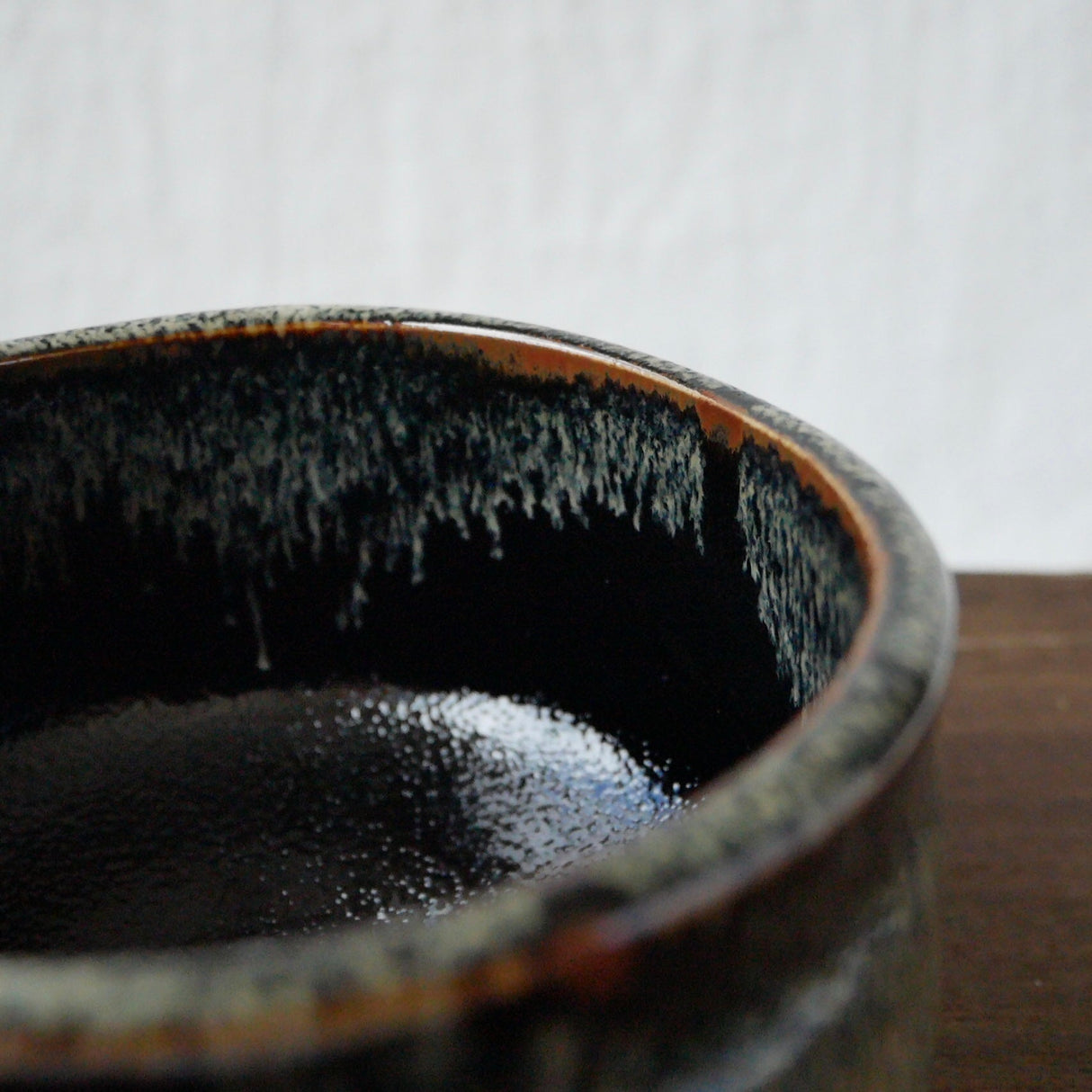 Kizoku Club: Black Tenmoku Nagashi Matcha Tea Bowl - Yunomi.life