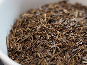 Obubu Tea: Roasted Summer Tencha Stems & Veins - Tsugumi (Tenbone Hojicha) - Yunomi.life