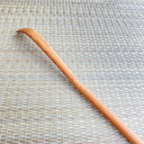 Suikaen Tanimura Yasuburo: Susudake Chashaku, Japanese Dark Bamboo Tea Scoop 煤竹茶杓 - Yunomi.life