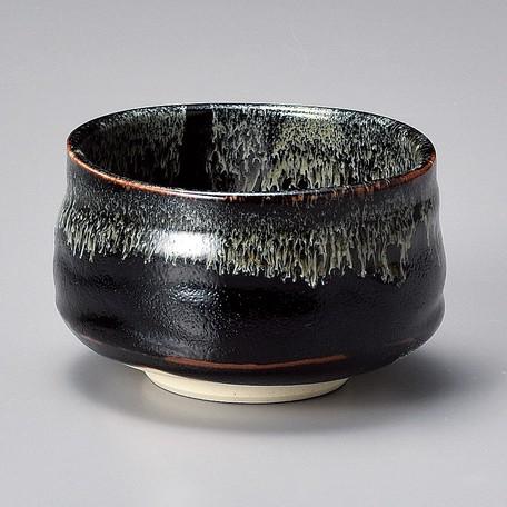 Yamaki Ikai M1433: Black Minoyaki Yuzu Tenmoku Matcha Tea Bowl (Maru Oto Iguchi Ceramics) - Yunomi.life