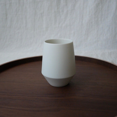 Yamani - Yamatsu Gifu: Minimalist Frustum Yunomi Tumbler, White - Yunomi.life